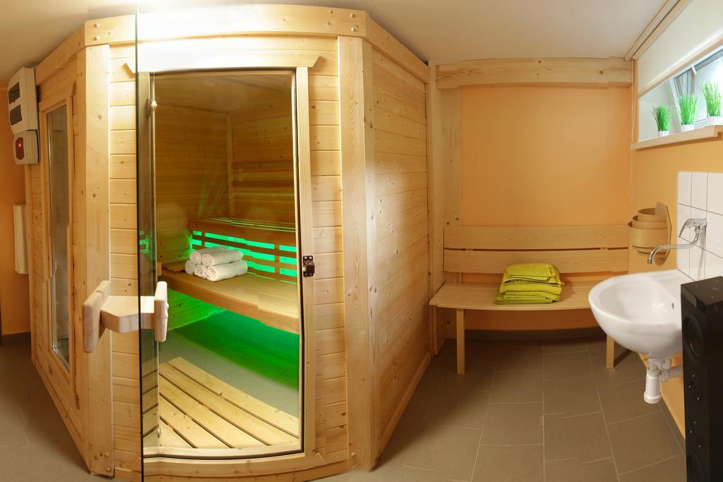 Apartman Pod Skalou V Ceskem Raji Besedice Buitenkant foto