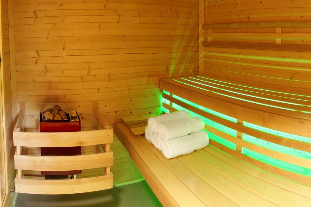 Apartman Pod Skalou V Ceskem Raji Besedice Buitenkant foto